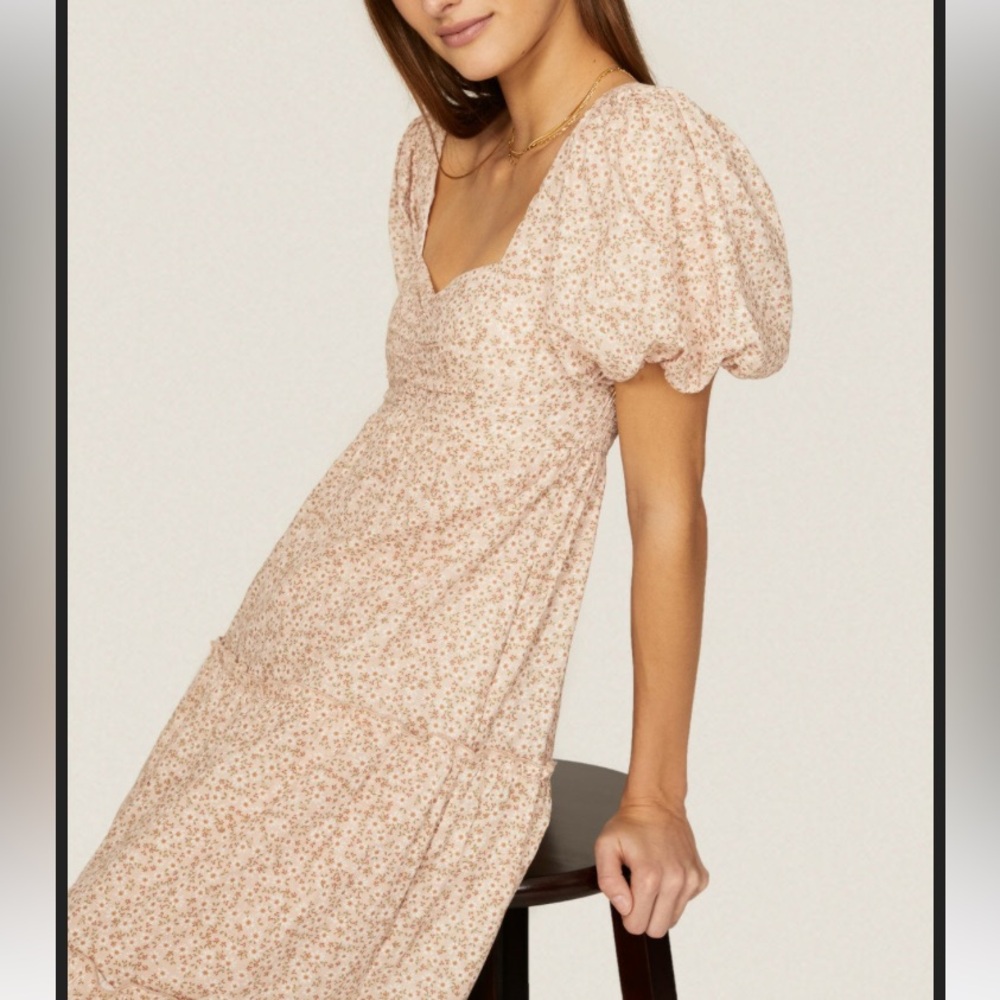 SHOW ME YOUR MUMU Odette Ditsy Daisy Floral Midi Dress - Picture 14 of 15